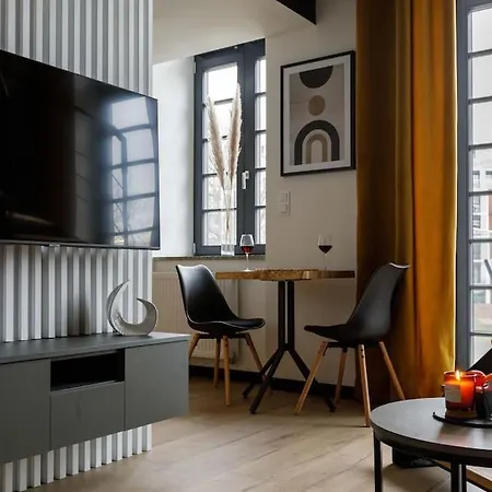 Urban Chic - Old Town - Great Location - Jana Pawla 33 شقة