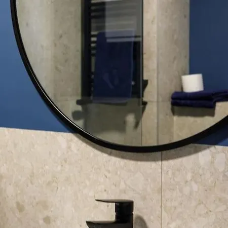 Urban Chic - Old Town - Great Location - Jana Pawla 33 דירה